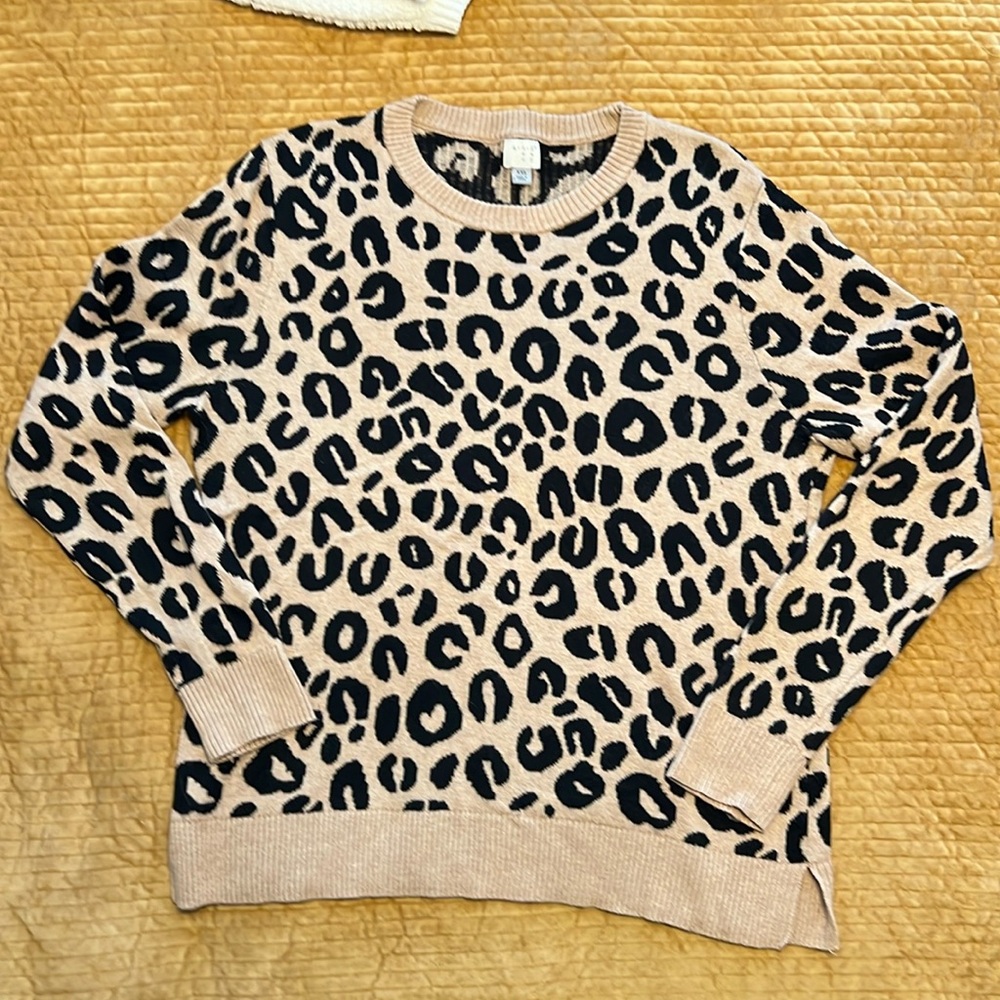 Leopard sweater size xxl